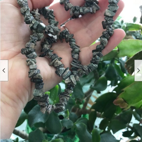 Zebra Jasper Chip Necklace Bead Strand 34" Natural Gemstone Grey/Green Tones - Picture 1 of 6